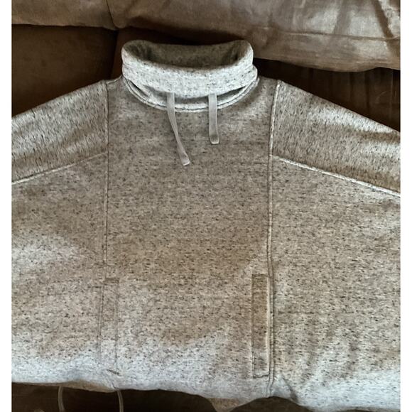 UGG Sz XS Heather Gray Pichot Angeline Pockets Comfy Overized Soft Cape poncho - Picture 5 of 10